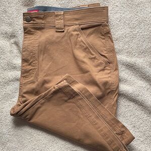 Coleman 38 Men's Brown Flat Front Shorts